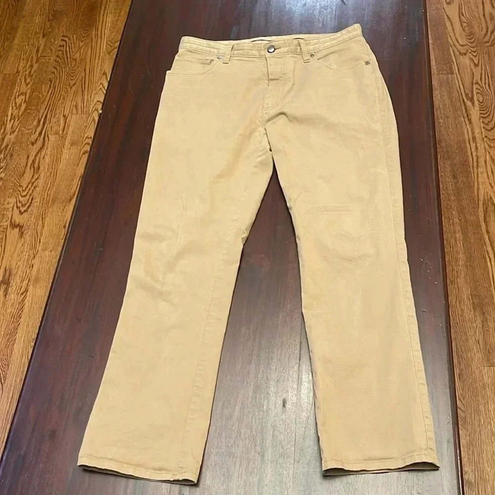 Hart Schaffner Marx khaki color jeans 34x30